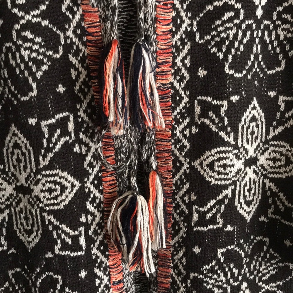 Sweater - Picture 2 of 2